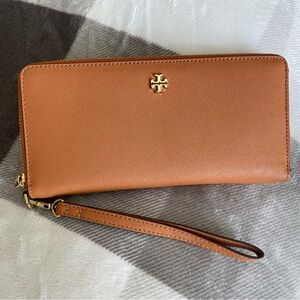 Tory Burch Large Continental Wallet
